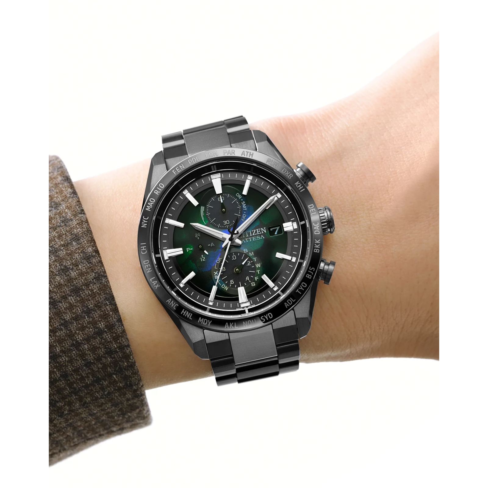 Reloj Citizen Attesa negro cronómetraje atómico / Súper titanio caja de 42.6 MM AT8286-65E | Elegancia Relojeria