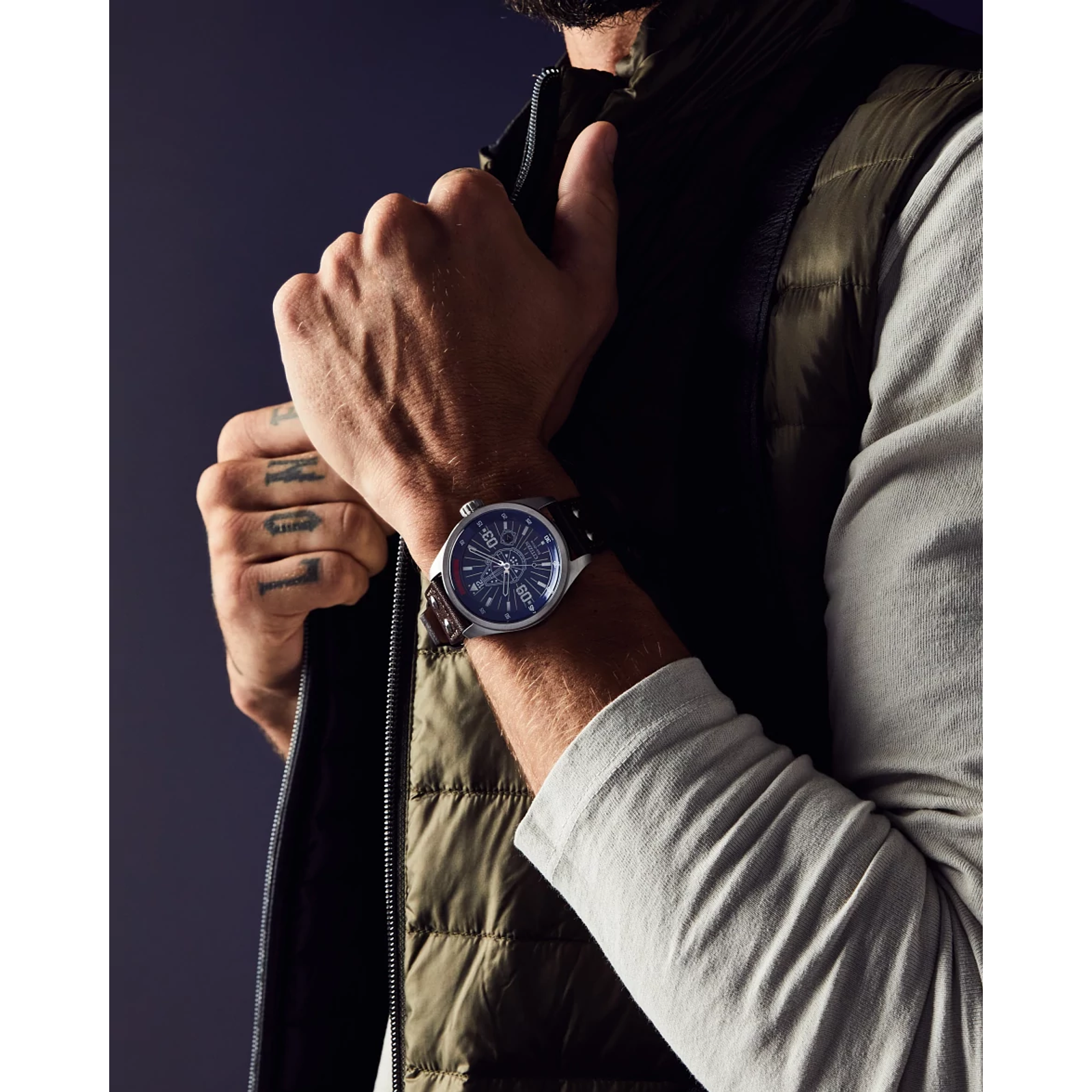 Reloj Citizen Han Solo Dial azul con el millennium falcon edición especial Star Wars para caballero con Eco-Drive AW5009-03W | Elegancia Relojeria