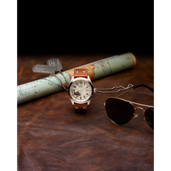 Reloj Citizen Marfil Mickey Aviator Disney  BV1088-08W | Elegancia relojería