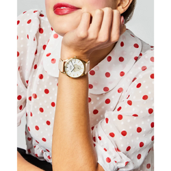 Reloj Citizen Plateado Mickey Shadow Disney  BV1132-08W | Elegancia relojería