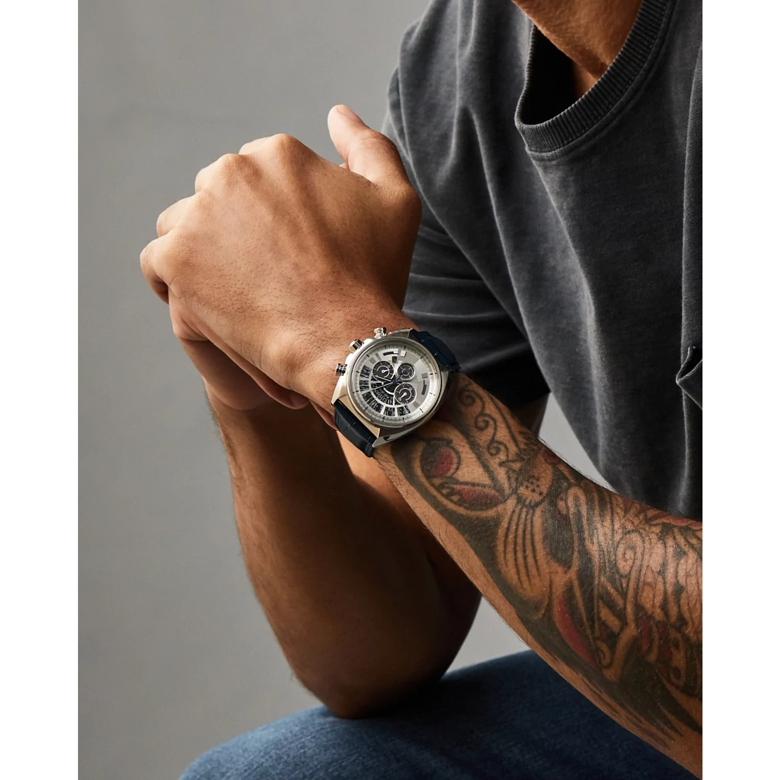 Reloj Citizen millennium falcon con correa de piel edición especial Star Wars para caballero con Eco-Drive CA4281-00W | Elegancia Relojeria