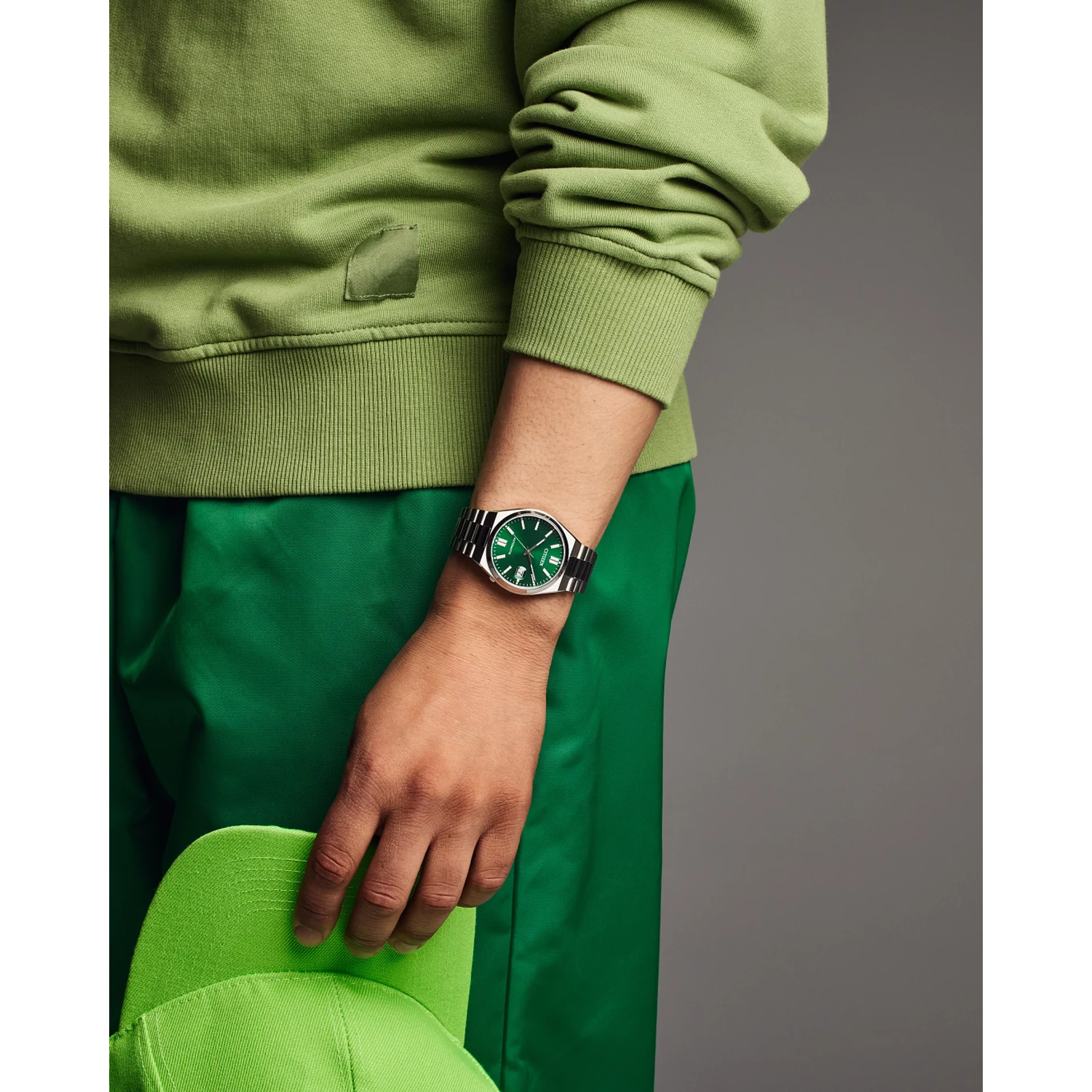 Reloj Citizen Tsuyosa con dial verde automático con caja de 40MM para caballero NJ0150-56X | Elegancia Relojería